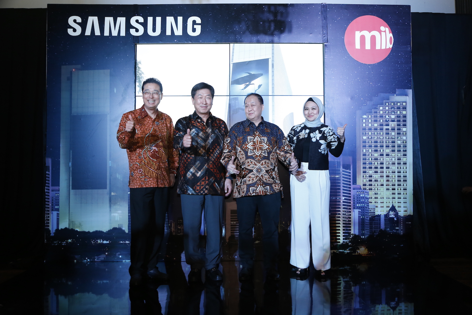 Samsung Hadirkan Samsung LED Outdoor Screen Panel Terbesar di Indonesia Berukuran 450m2